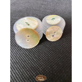 Gomb Kagyló 8208 két méretben