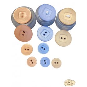   Gomb Móni 1333,1334,1336 pasztell színekben több méretben