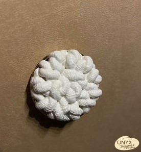 Gomb kötött hatású dekor füles gomb nagy méretben