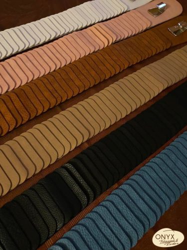 Gumírozott széles öv több színben