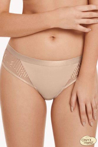 Lisca Ivonne 22260 brazil alsó